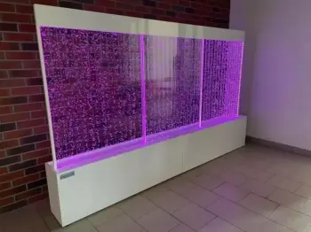 Ścianka wodna bąbelkowa podświetlana RGB LED z elektro sekcjami 170 cm (podstawa 305x40 cm)